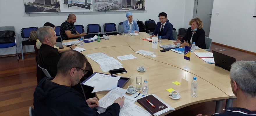 Održan sastanak pregovaračkih timova UPFBiH i Sindikata tekstila, kože, obuće i gume FBiH