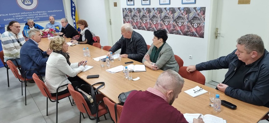 Rukovodstva Udruženja poslodavaca FBiH i sedam sindikata zahtijevaju od Vlade da ne dozvoli enormno povećanje cijena struje i smanji cijenu rada