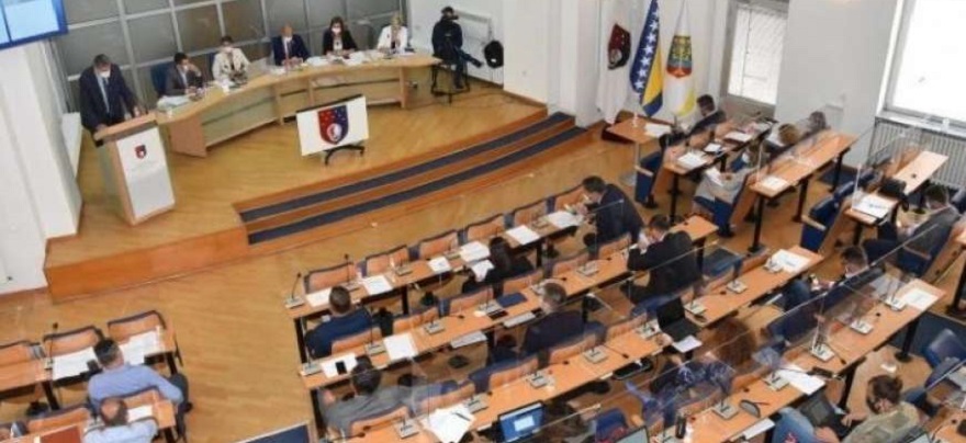 Na inicijativu UPKS, Skupština KS usvojila Nacrt zakona o izmjenama i dopunama Zakona o šumama KS kojim se ukida naknade za opću korisnu funkciju šuma