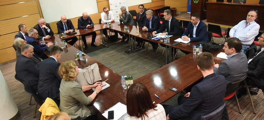 Privrednici od Vlade FBiH traže kompenziranje sredstava kompanijama za direktne i indirektne poreze kako bi se ublažile posljedice pandemije koronavirusa
